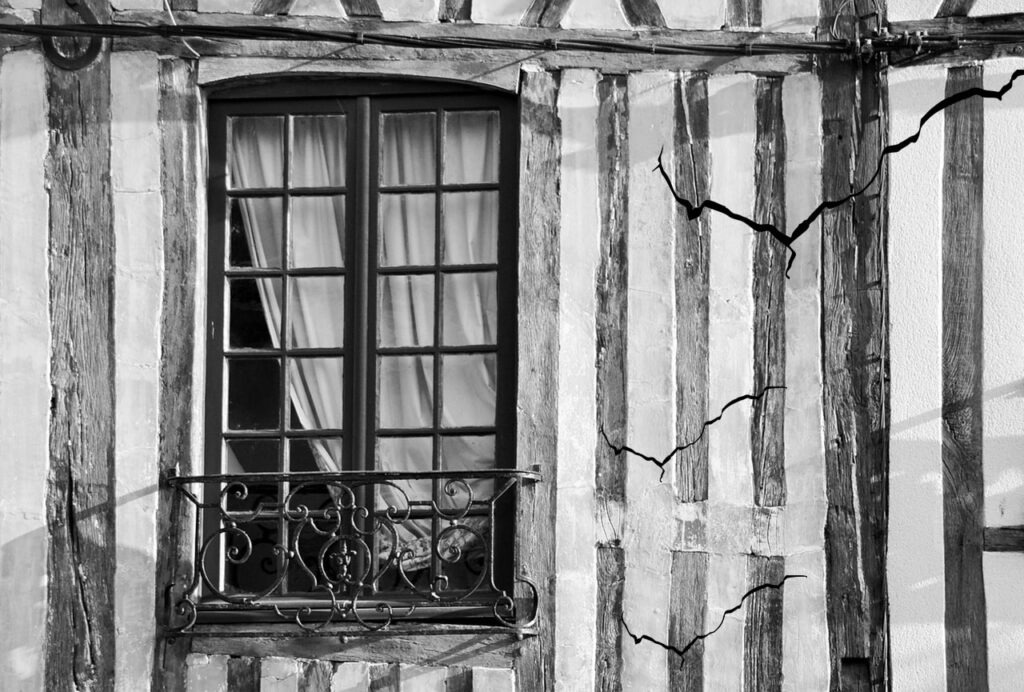 Expert en fissures maison : détection, évaluation et réparation des dommages